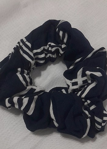 Pembe Fırfırlı Sentetik Kumaş Toka - Görsel 13