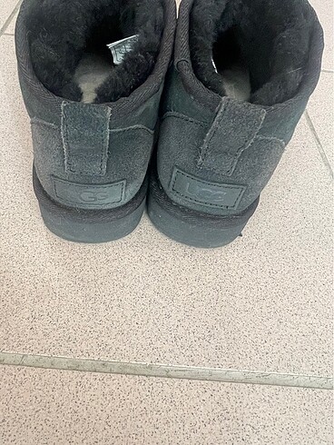 38 Beden UGG Classic Ultra Mini