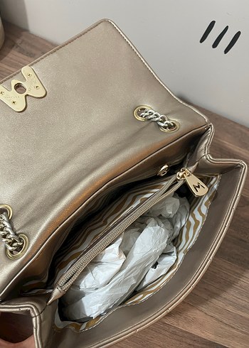 Bej Deri Zincir Detaylı Kadın Çanta - Görsel 3