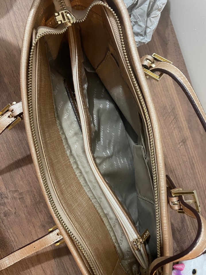 Kadın Altın Deri Tokalı Modern Klasik Çanta - Görsel 4