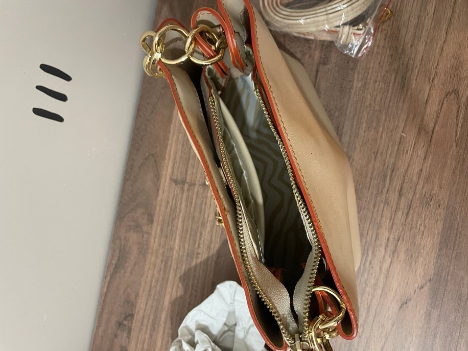 Bej Zincir Detaylı Kadın Deri Çanta - Görsel 4