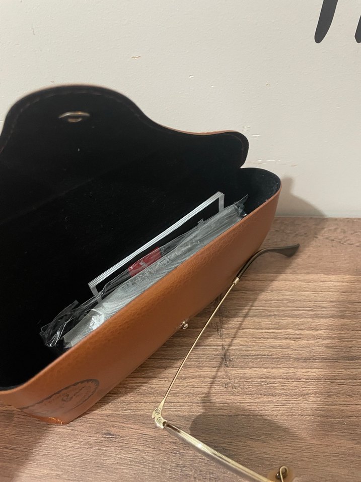 Kahverengi Metal Çerçeveli Kadın Güneş Gözlüğü - Görsel 4