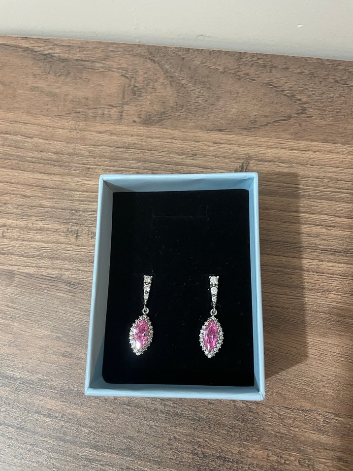 Pembe Mini Payetli Kadın Gümüş Küpe - Görsel 2