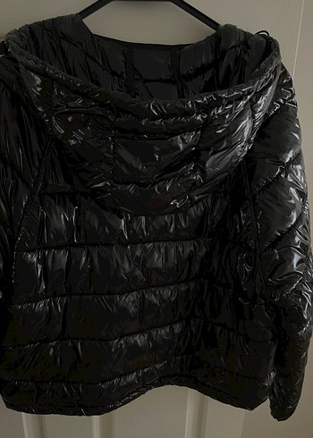 Zara Siyah Kapüşonlu Mont - Görsel 7