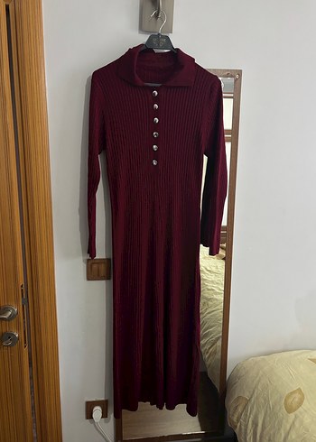 38 Beden Bordo Uzun Kollu Düğmeli Triko Elbise
