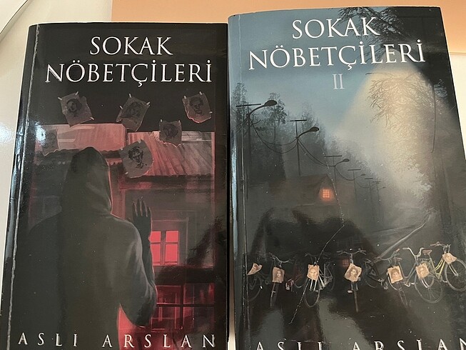 Sokak nöbetçileri kitap