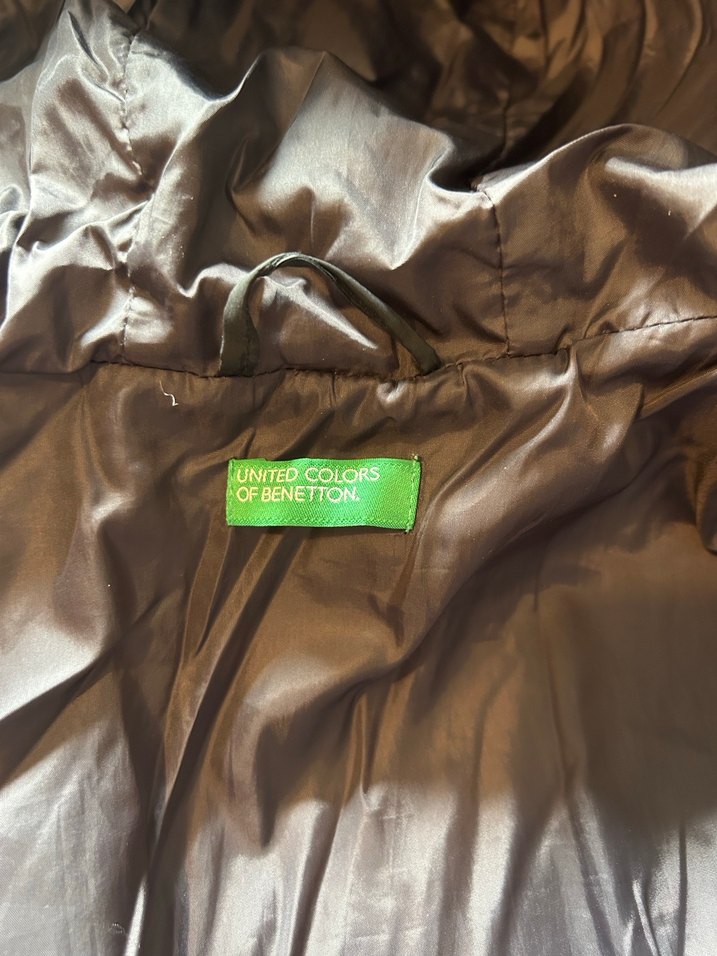 Benetton Siyah Kapüşonlu Erkek Çocuk Mont - Görsel 4