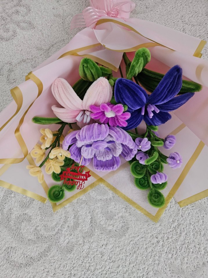 El Yapımı Şönil Çiçek Buketi - Görsel 3