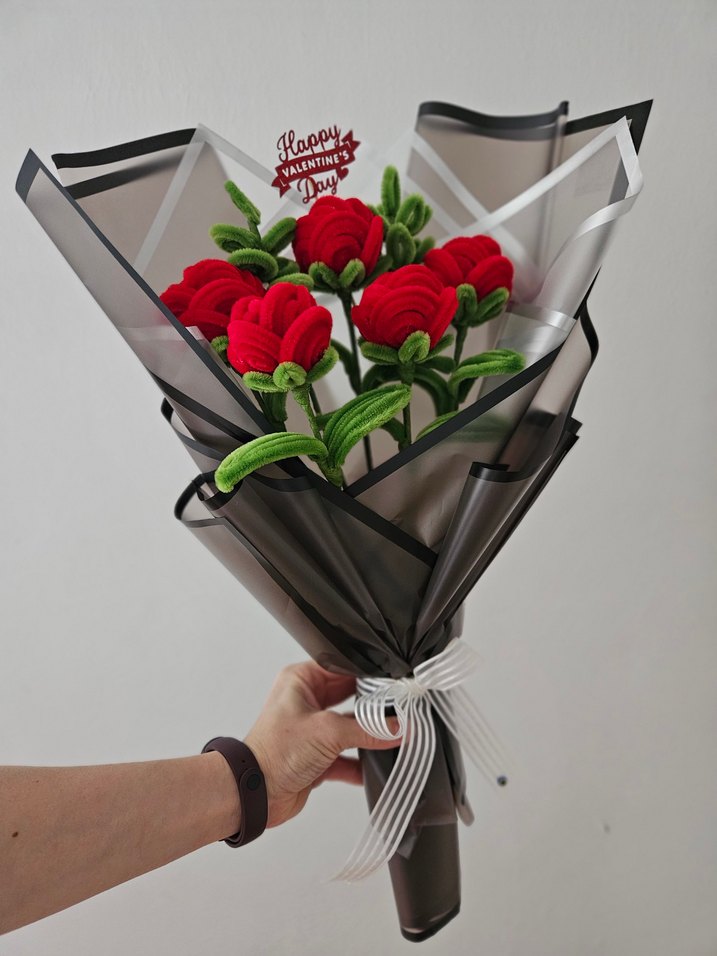 Kırmızı Çiçekli Şönil Çiçek Buketi - Görsel 3