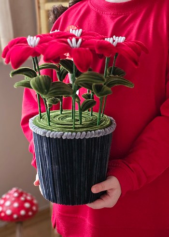 Kırmızı Renkli Canlı Görünümlü Vazo - Görsel 4