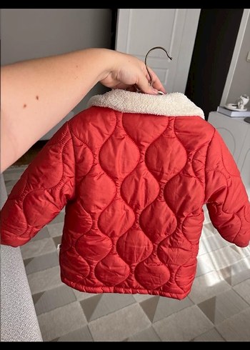 Çocuk Kırmızı Kürklü Ceket - Görsel 3