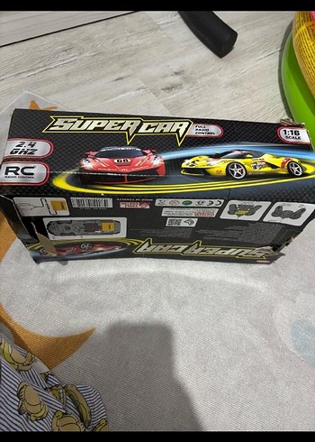 Kırmızı Renkli Uzaktan Kumandalı Oyuncak Araba - Görsel 4