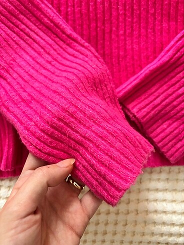 s Beden pembe Renk Bershka boğazlı kazak
