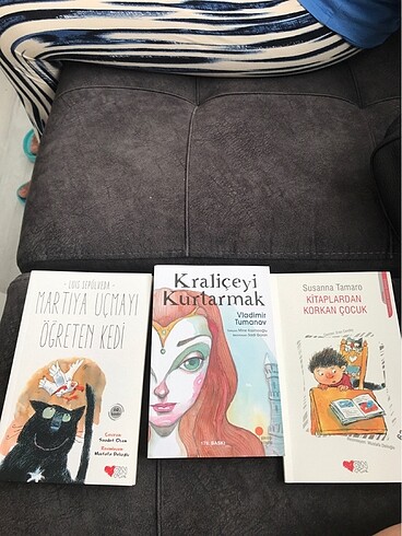 3 kitap orjinal 300 tl