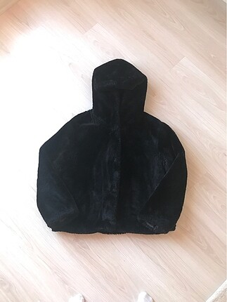 Stradivarius Peluş mont