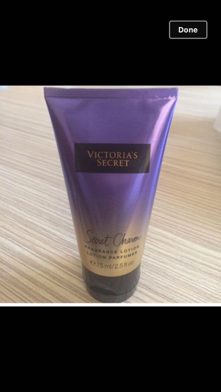 Victoria?s Secret Parfümlü Vücüt Losyonu