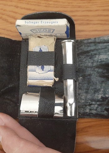 Erkek Tıraş Bıçağı ve Yedeği - Görsel 3