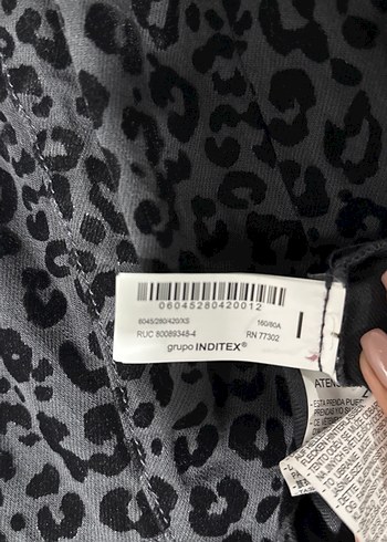 xs Beden siyah Renk ZARA Kolsuz Siyah Leopar Desenli Midi Elbise
