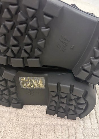 Siyah Kadın Platformlu Lastik Bot - Görsel 2