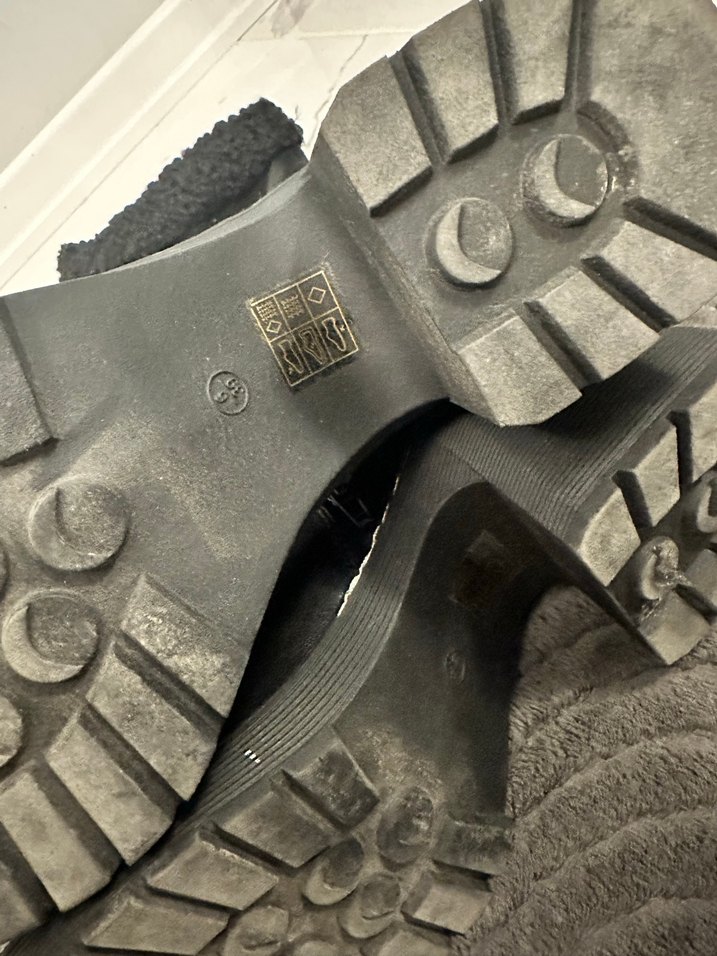 İpekyol Siyah Deri Kürklü Topuklu Bot - Görsel 3