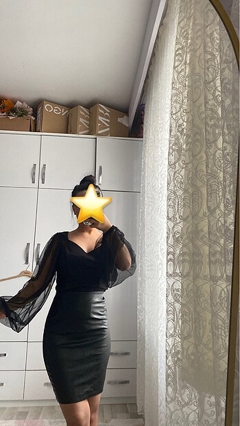 Diğer Deri etek ve tüllü bluz