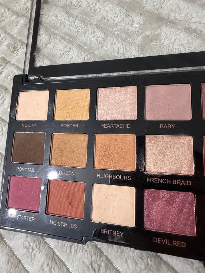 Revolution Pro Göz Farı Paleti - Koyu Tonlar - Görsel 3