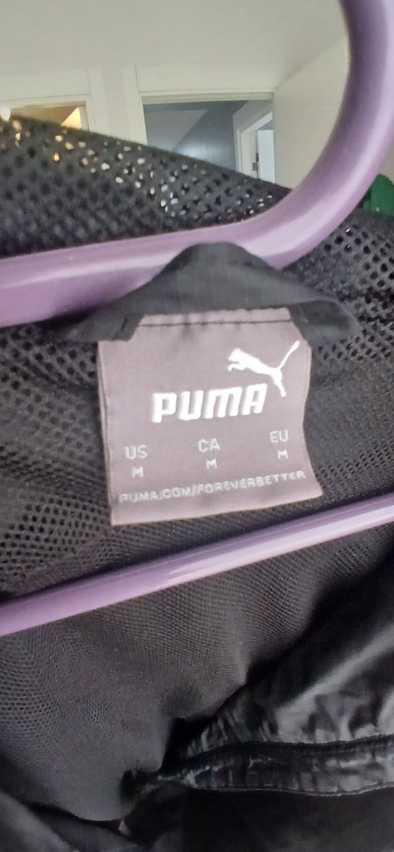Puma Siyah Kapüşonlu Hafif Rüzgarlık — görsel 4/5
