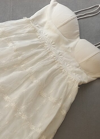 Beyaz Çiçekli tül abiye elbise