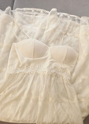 xl Beden beyaz Renk Beyaz Çiçekli tül abiye elbise