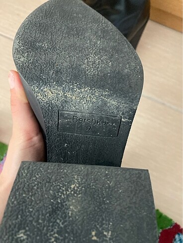 37 Beden siyah Renk Bershka topuklu bot