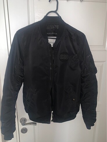 Bomber Mont