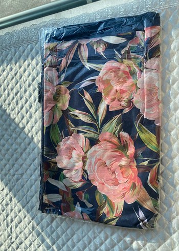 Çiçek Desenli Şal - Görsel 7