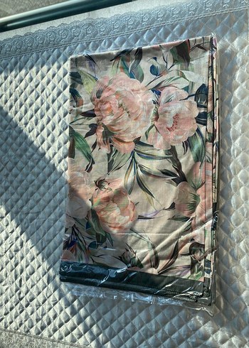 Çiçek Desenli Şal - Görsel 5