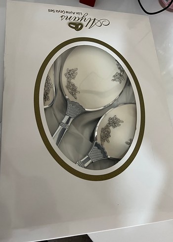 Nakışlı Beyaz Dantel Vintage Ayna Seti - Görsel 3