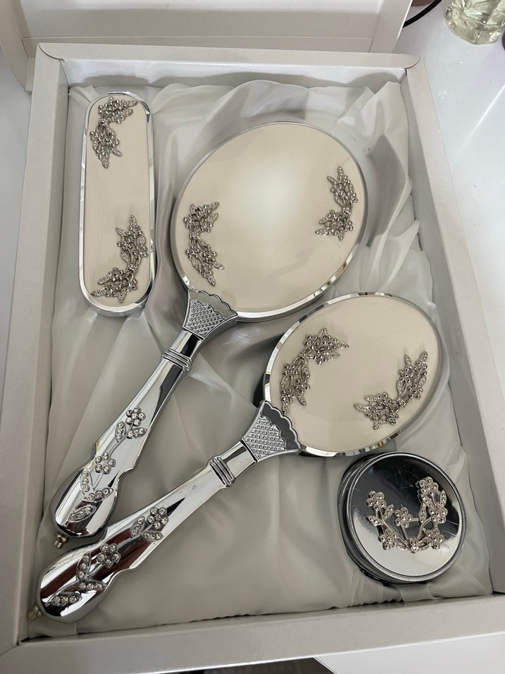 Nakışlı Beyaz Dantel Vintage Ayna Seti - Görsel 2