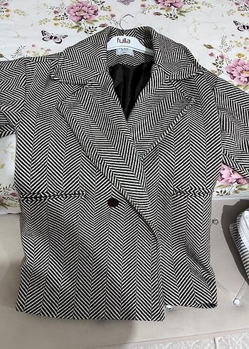 Gri Zebra Desenli Düğmeli Kadın Kaban - Görsel 3