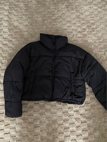 h&m mont