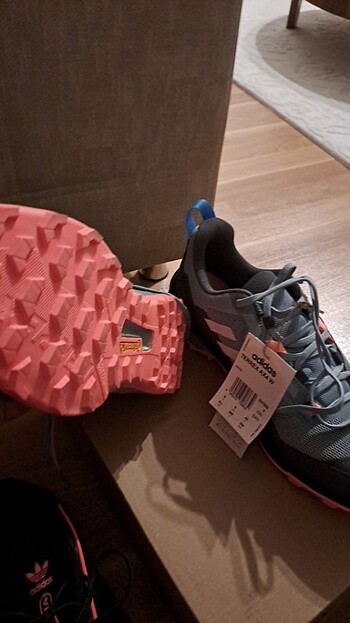 42 Beden Adidas 