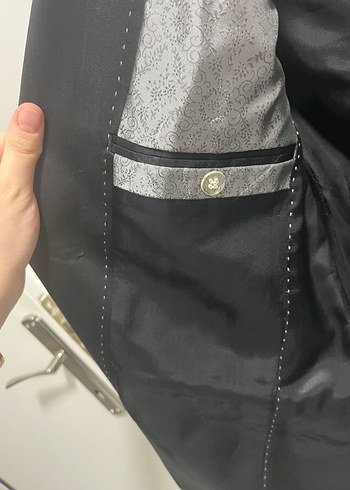 Erkek Siyah Düğmeli Takım Elbise - Görsel 6