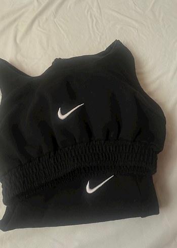 Nike Siyah V Yaka Midi Tişört ve eşofman takımı - Görsel 5