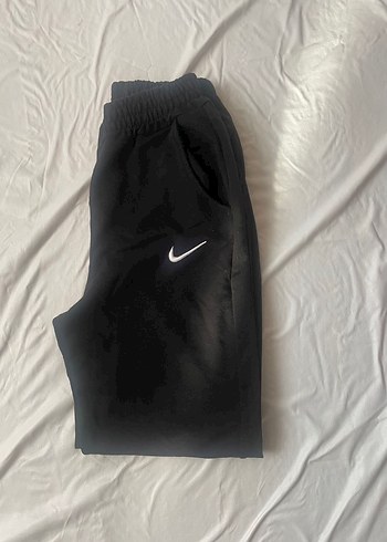 Nike Siyah V Yaka Midi Tişört ve eşofman takımı - Görsel 6