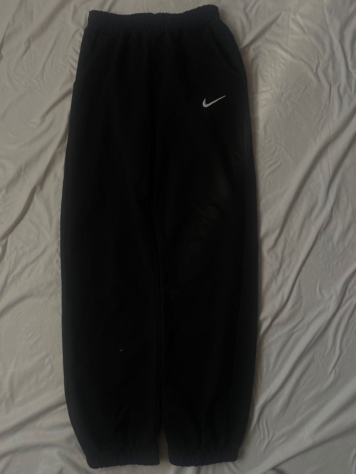 Nike Siyah V Yaka  Midi Tişört ve eşofman takımı - Görsel 2