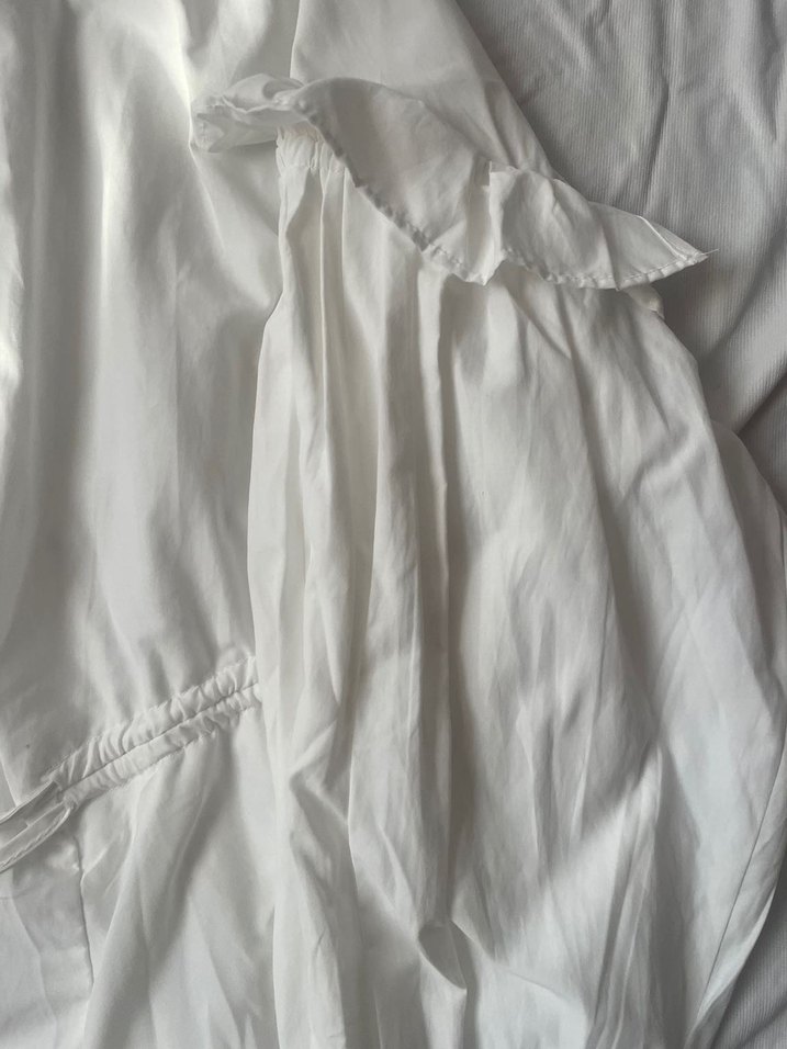 Düğmeli Beyaz Keten Kadın Gömlek - Görsel 3