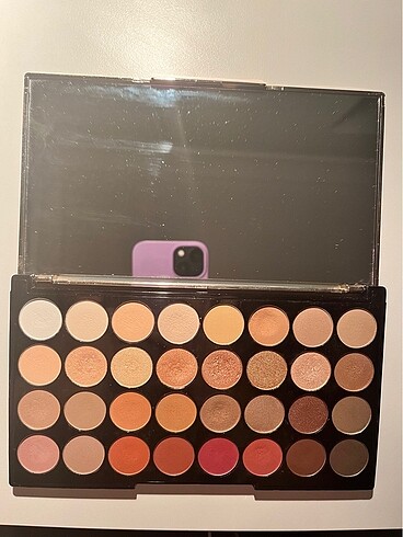 Makeup Revolution Far Paleti