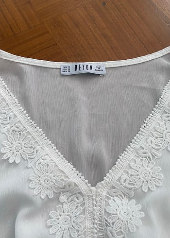 xl Beden Dantel Detaylı V Yakalı Bohem Bluz