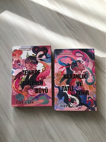 Zehirde demlenen büyü - karanlık ve tatlı zehir
