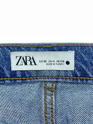 36 Beden mavi Renk Zara Mini Şort %70 İndirimli.