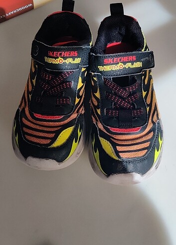 32 Beden Skechers çocuk ayakkabı 