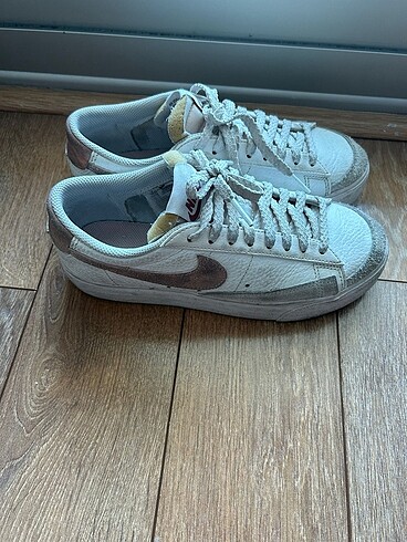 38 Beden beyaz Renk Nike blazer low platform kadın ayakkabı