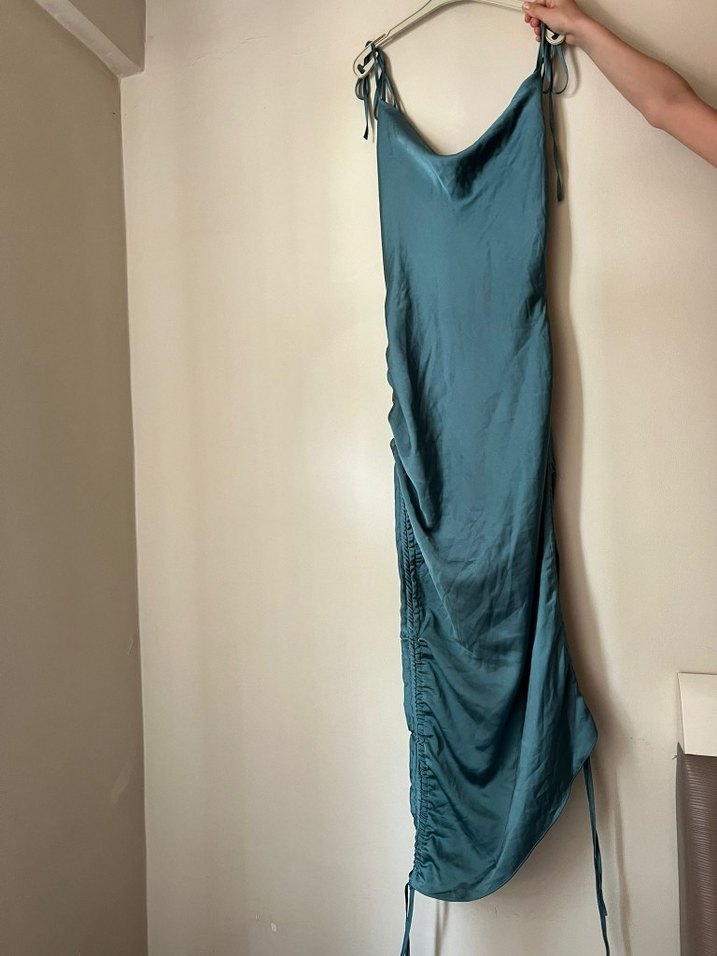 Trendyol milla  saten Uzun  Elbise - Görsel 2